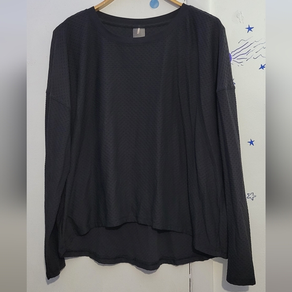 CALIA by Carrie Underwood Sweaters - CALIA Women's Renew Textured Long Sleeve Shirt Size 1XLARGE